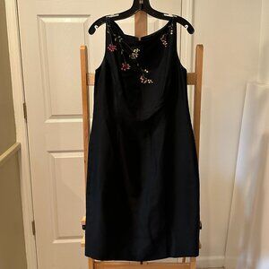 Ann Taylor Size 12 Silk Elegant Embroidered Floral Black Sheath Dress
